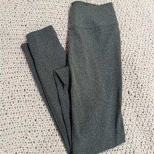 Uniqlo Dark Gray Women's Leggings Size Small